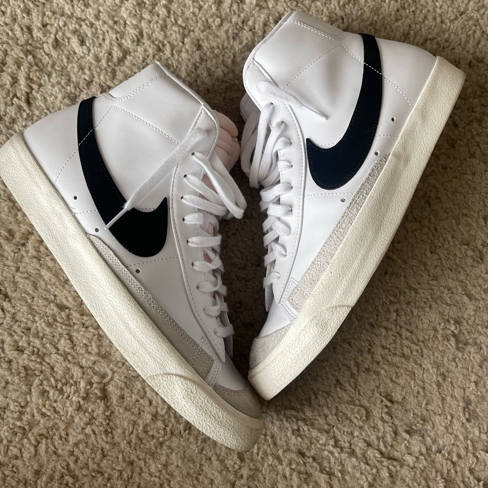 Blazer mid 77 vintage “white black”